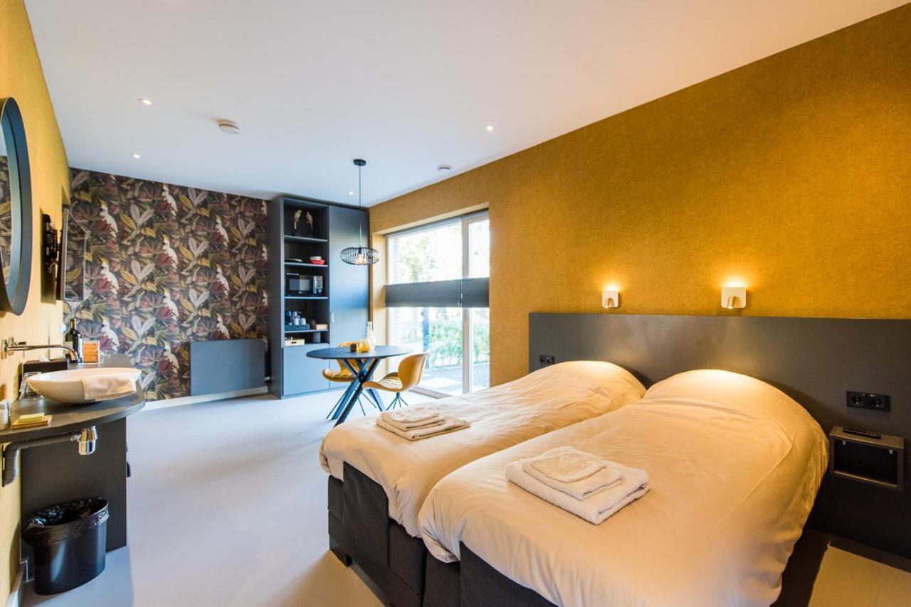 Breeze Ameland Hotell Hollum  Exteriör bild