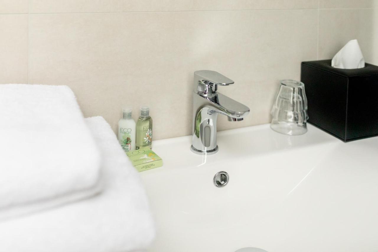 Breeze Ameland Hotell Hollum  Exteriör bild